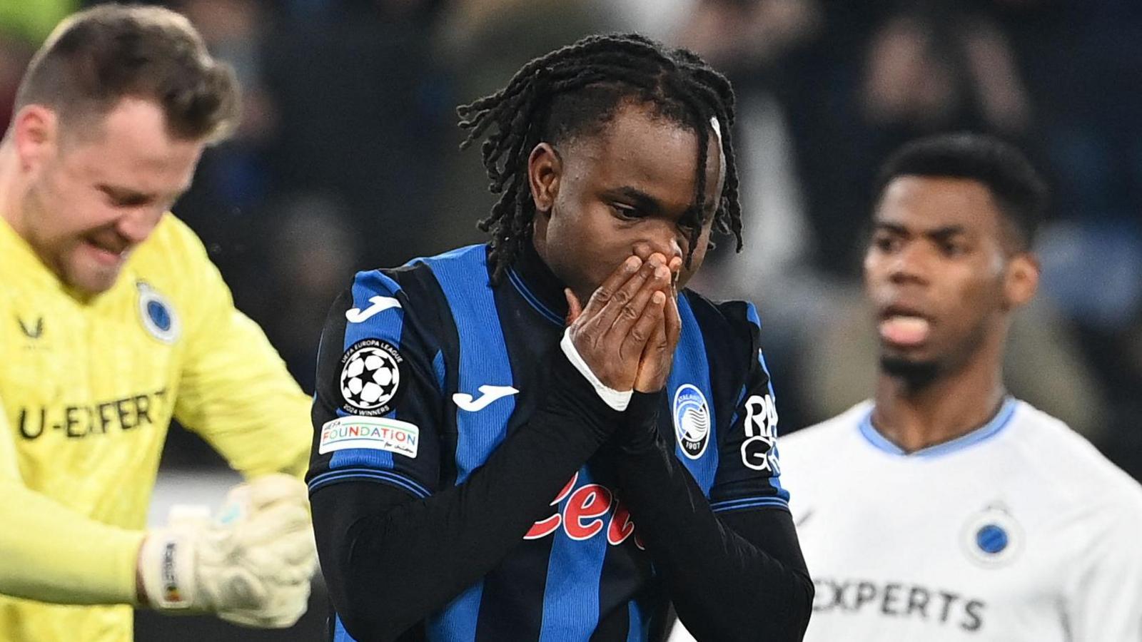 Atalanta striker Ademola Lookman reacts after missing a penalty against Club Brugge