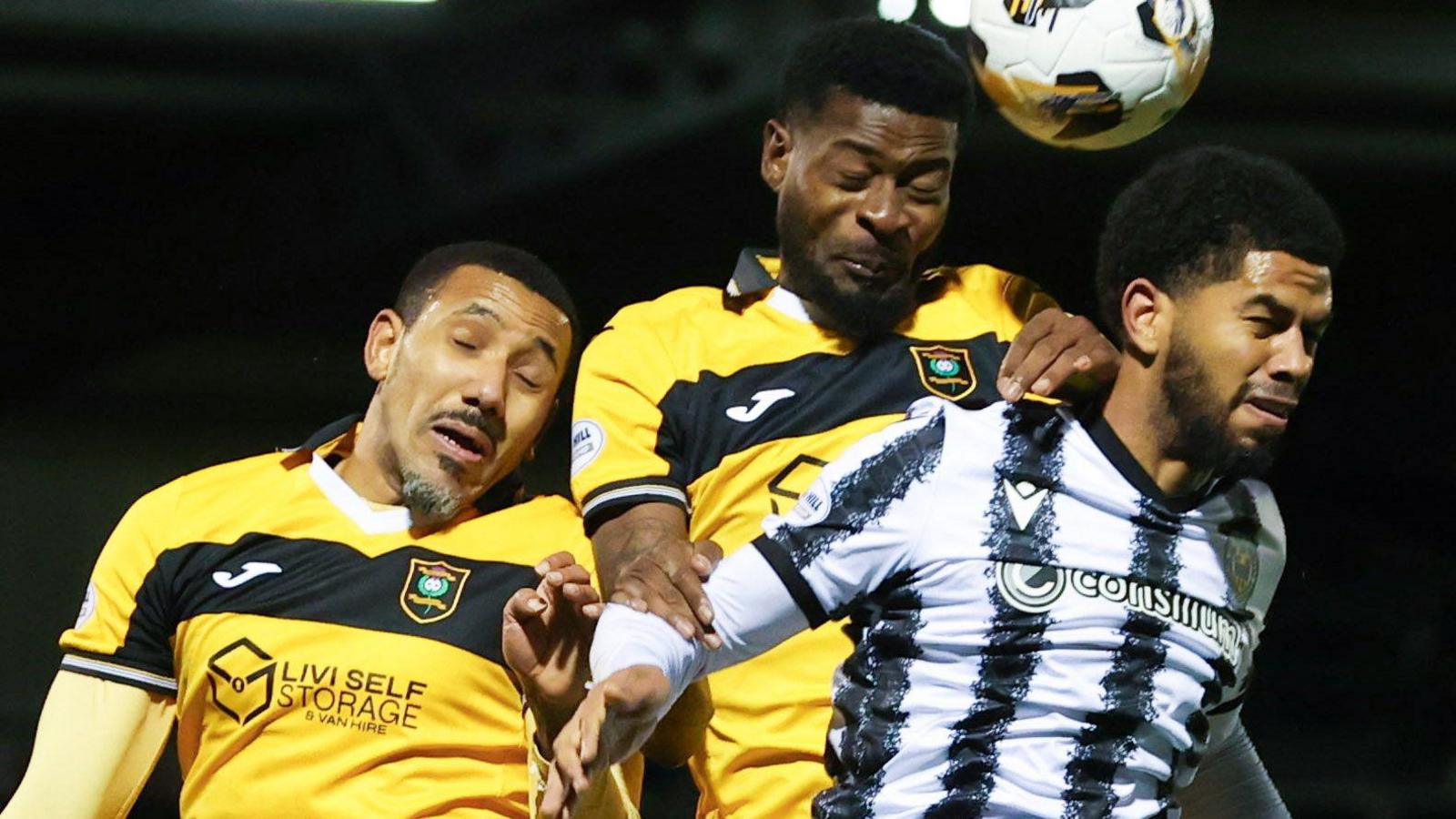 St Mirren v Livingston