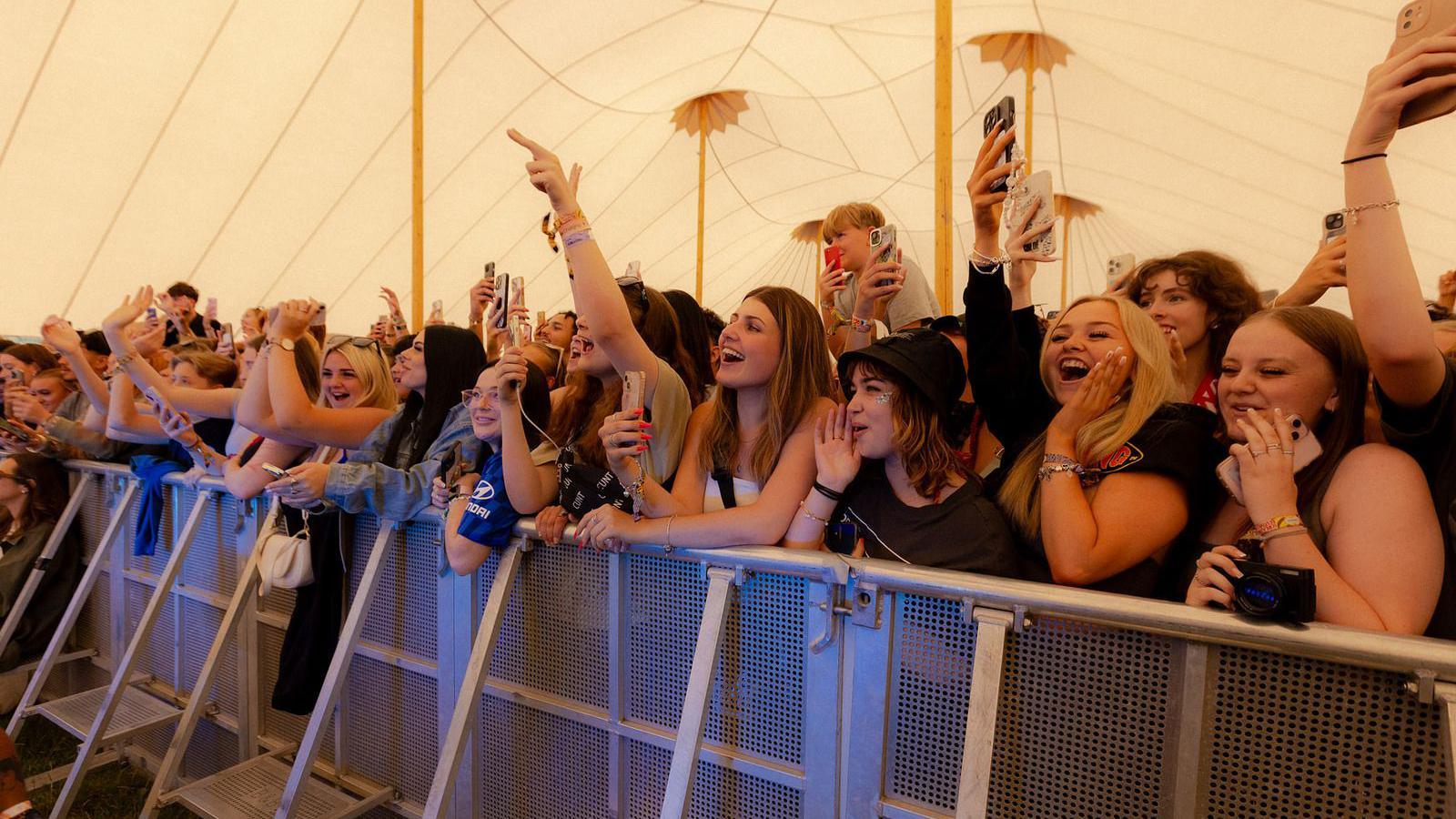 Fans gather to watch Chunkz and Filly at The Aux stage 