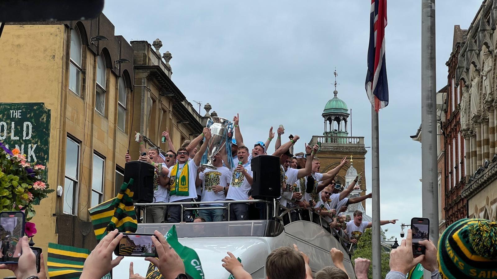 Northampton Saints players on the parade bus