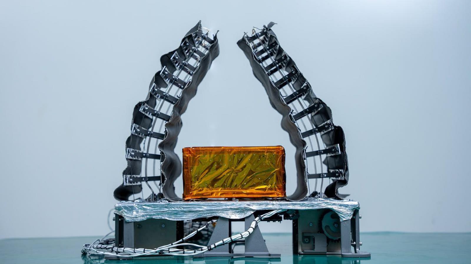 Cosmoserve's Robotic Arms 