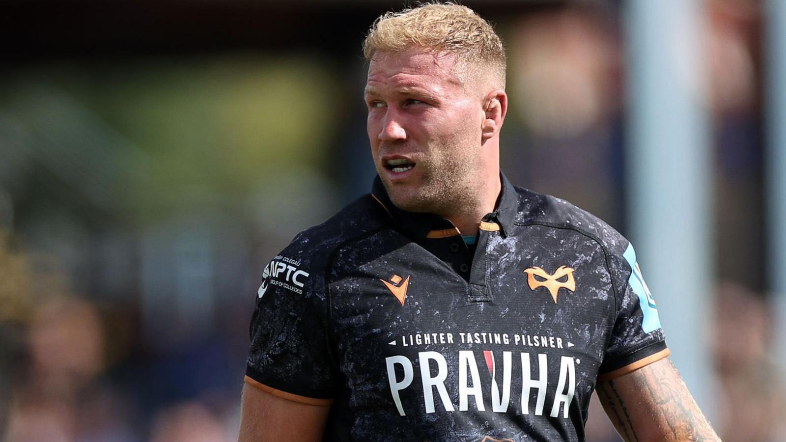 Ross Moriarty in action for Ospreys