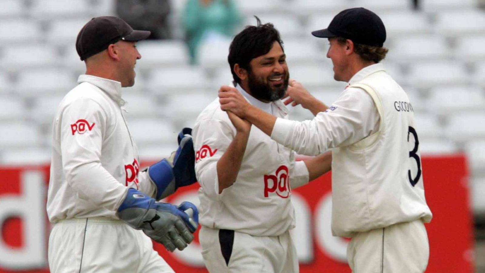 Sussex's Matt Prior, Mushtaq Ahmed and Murray Goodwin pictured together celebrating a wicket