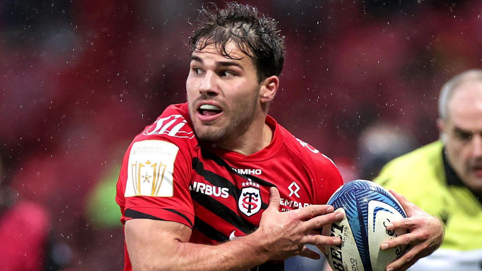 Antoine Dupont in action for Toulouse