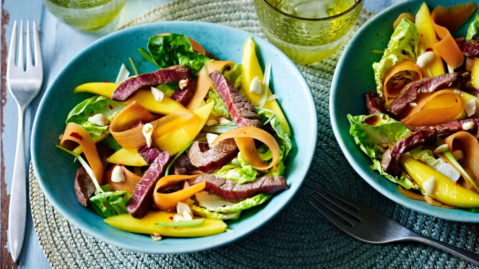 Thai beef and mango salad