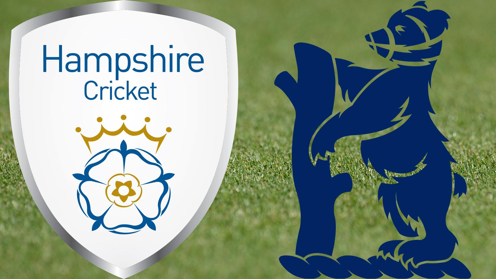 Hampshire v Warwickshire badges