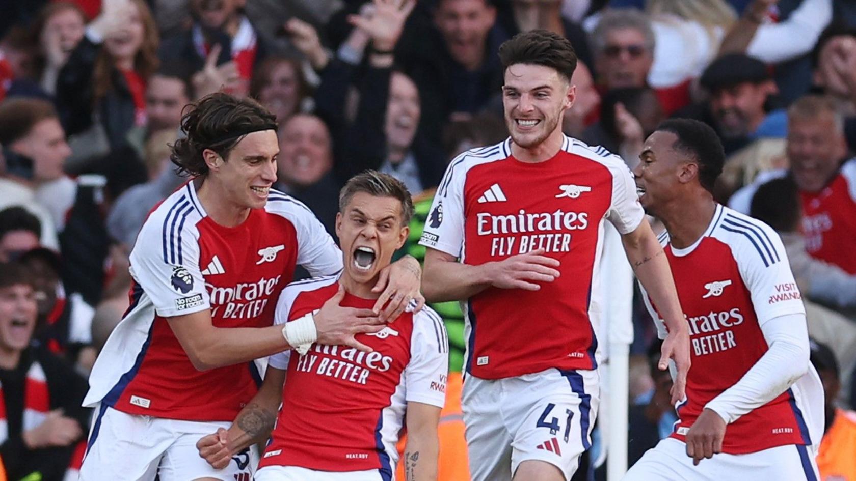 Arsenal's players celebrate