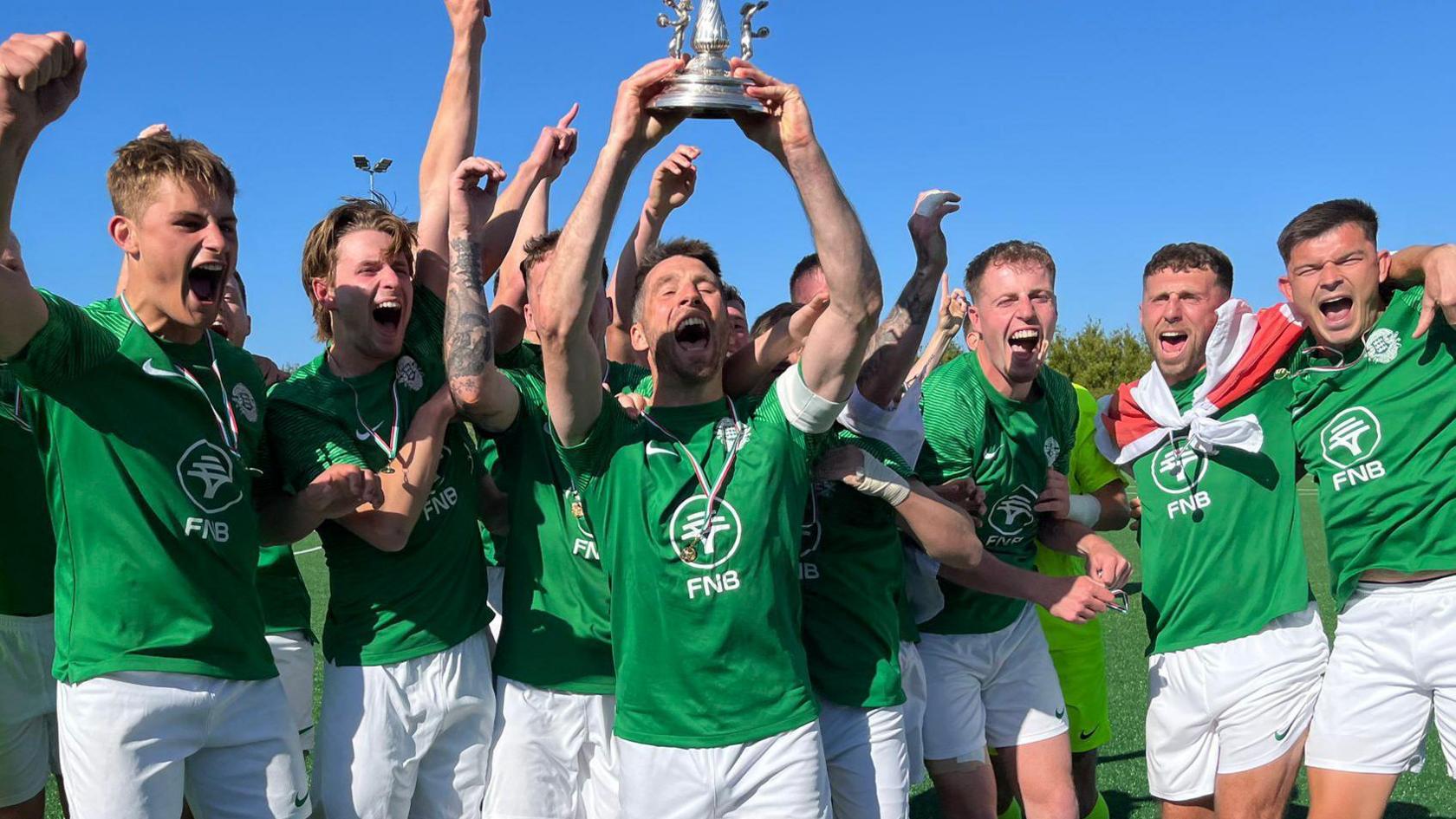 Guernsey lift the Muratti Vase