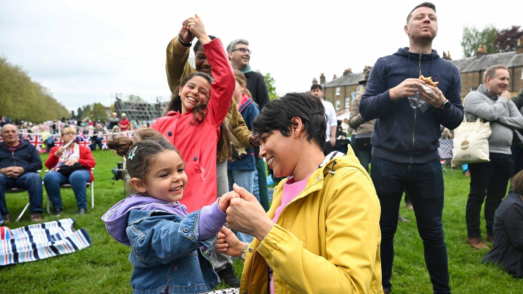 A family enjoy The Big Lunch in Windsor