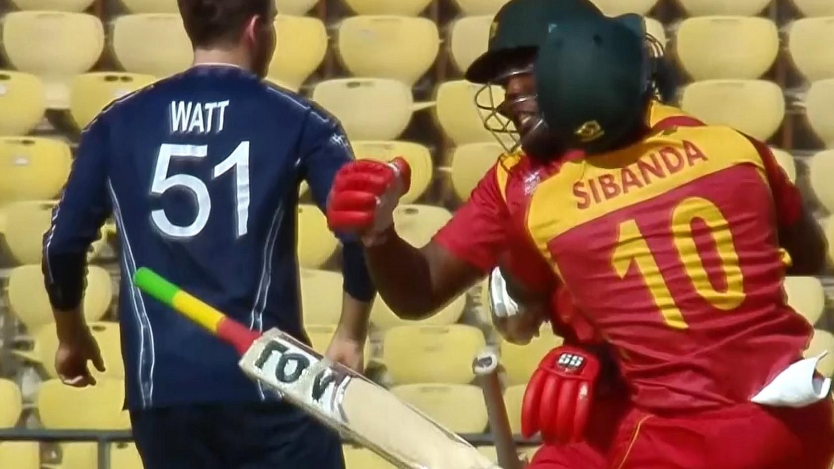 Batsmen collide attempting run