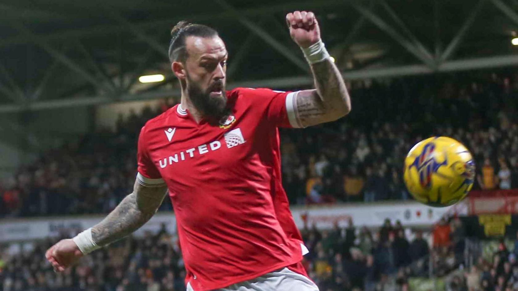 Steven Fletcher in action for Wrexham