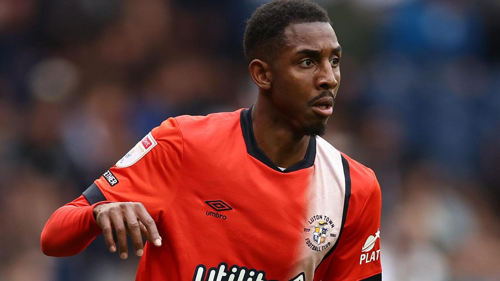 Isaiah Jones playing for Luton