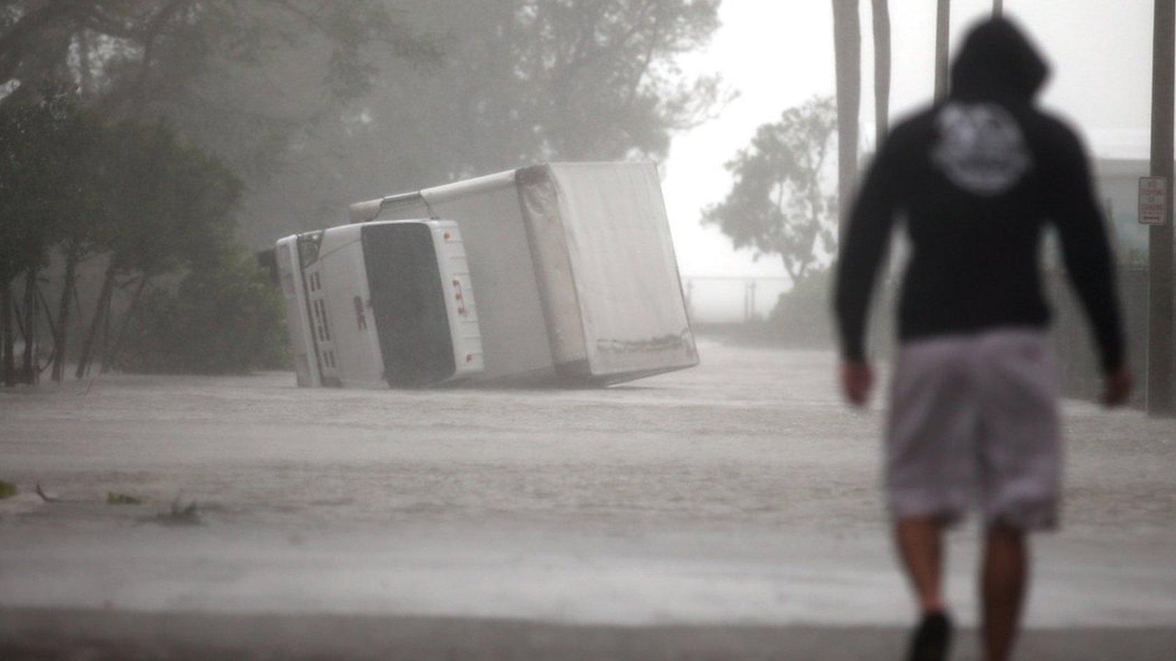 Lorry overturned