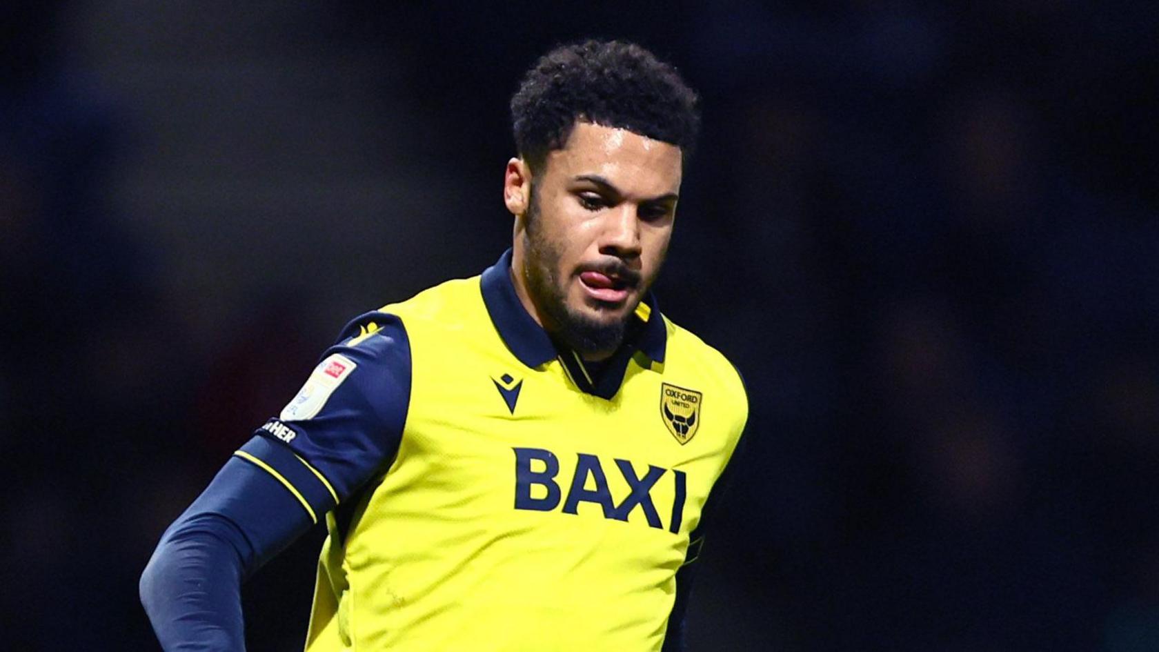 Myles Peart-Harris playing for Oxford United last season