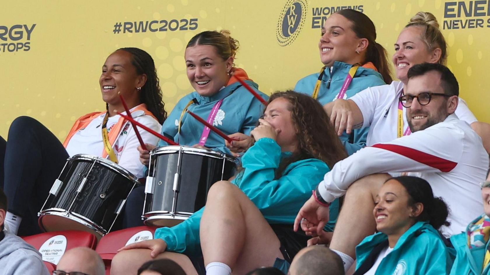 Ellie Kildunne and Lille Ives Campion