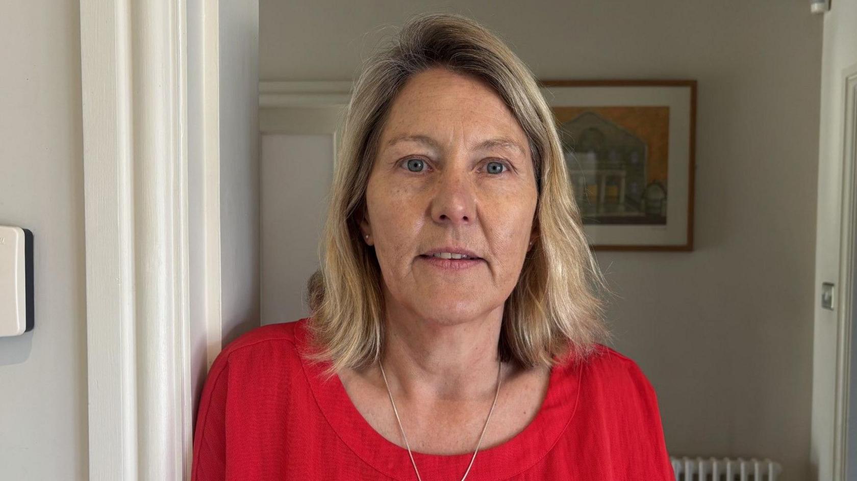 Mae Bethan Mair Williams, yn gwirfoddoli gyda Diabetes UK ers dros 15 mlynedd