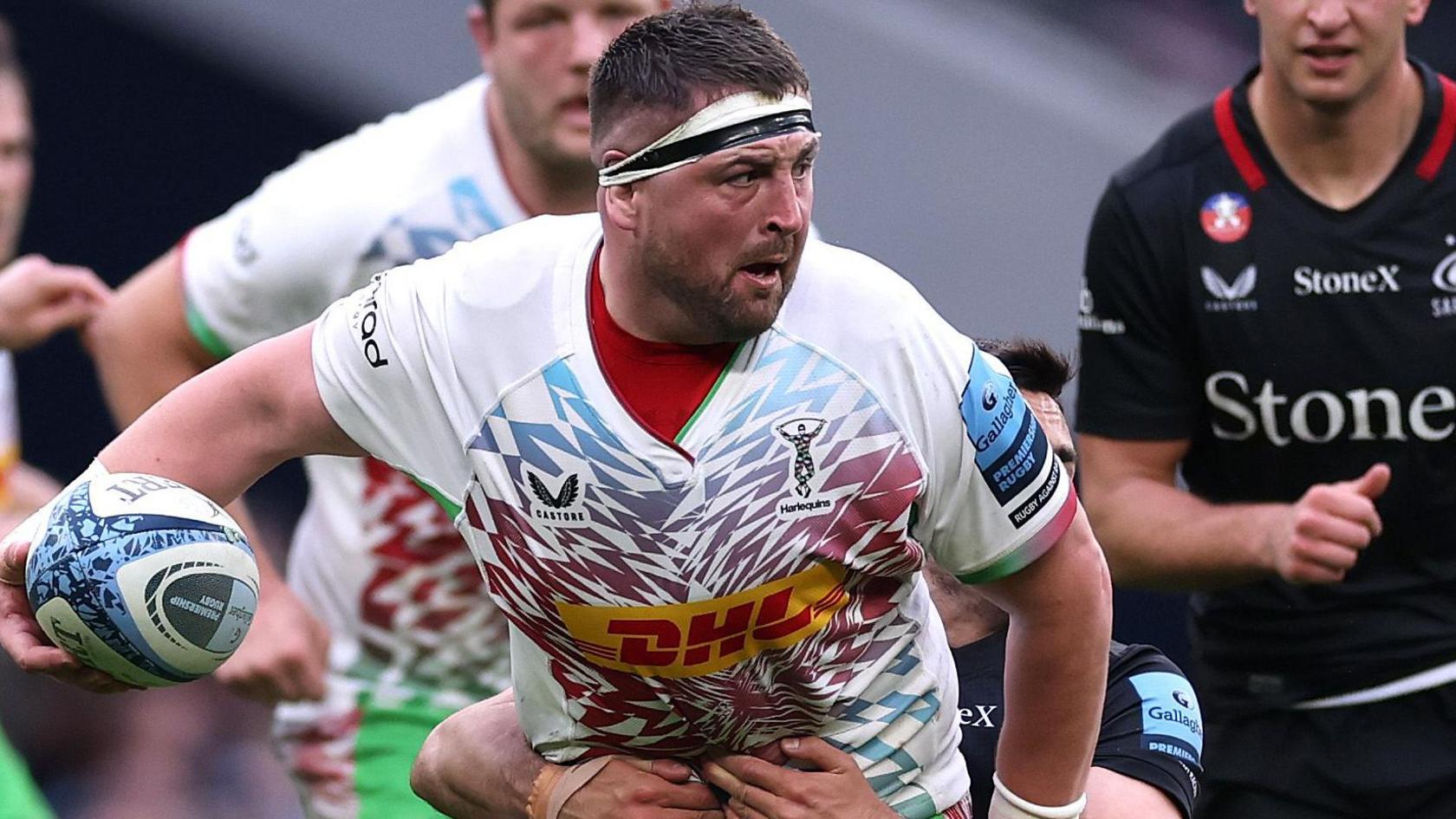 Wyn Jones in action for Harlequins