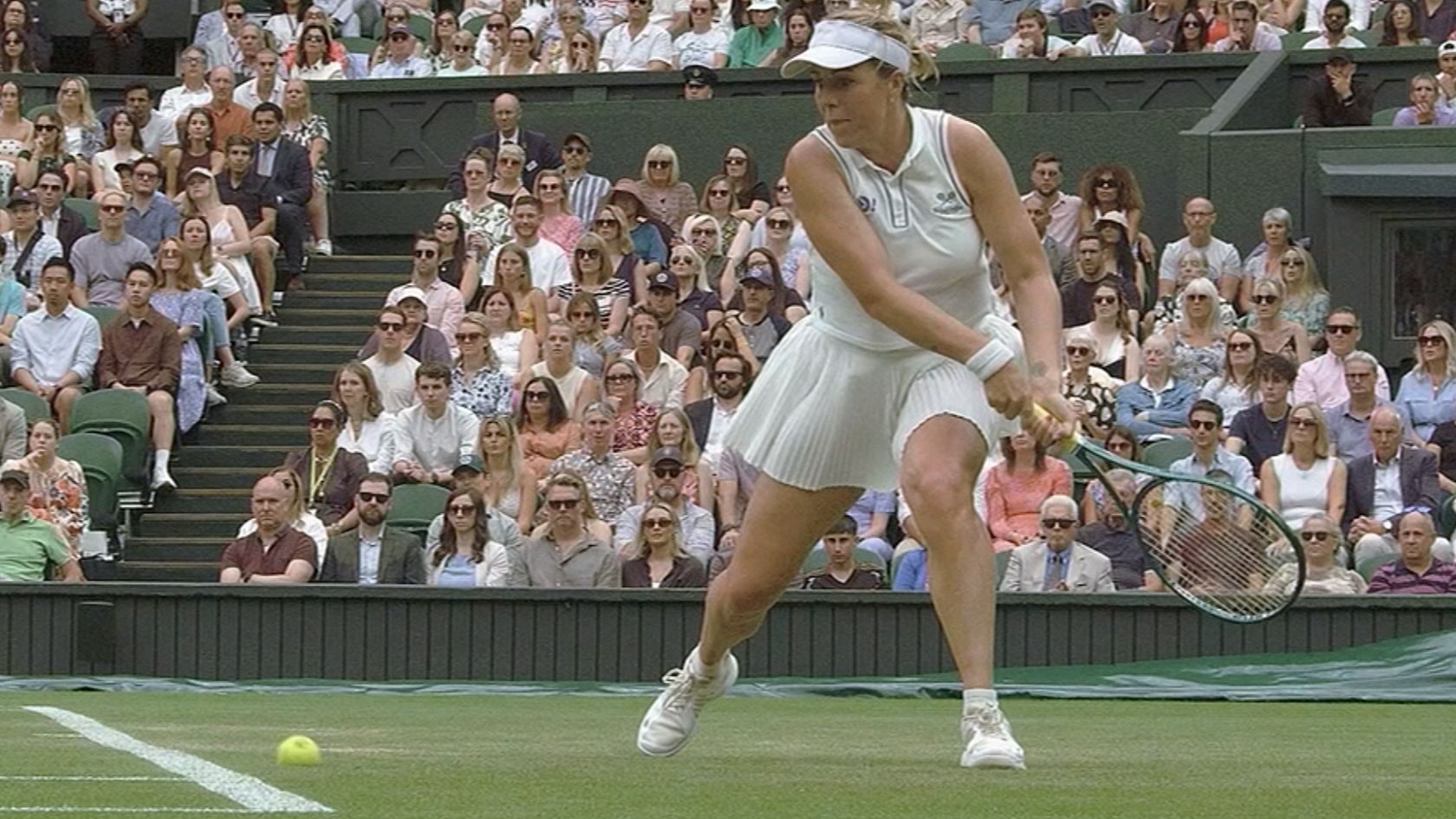 A screenshot of the long Sonay Kartal forehand in her match against Anastasia Pavlyuchenkova