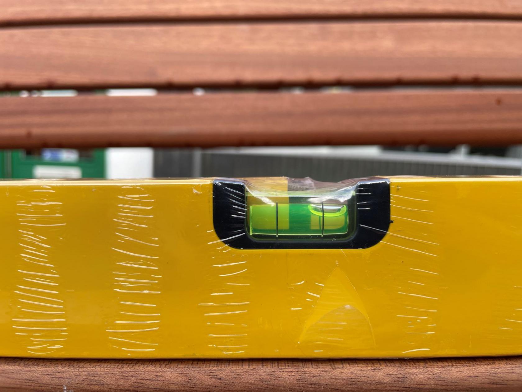 Spirit level on a bench