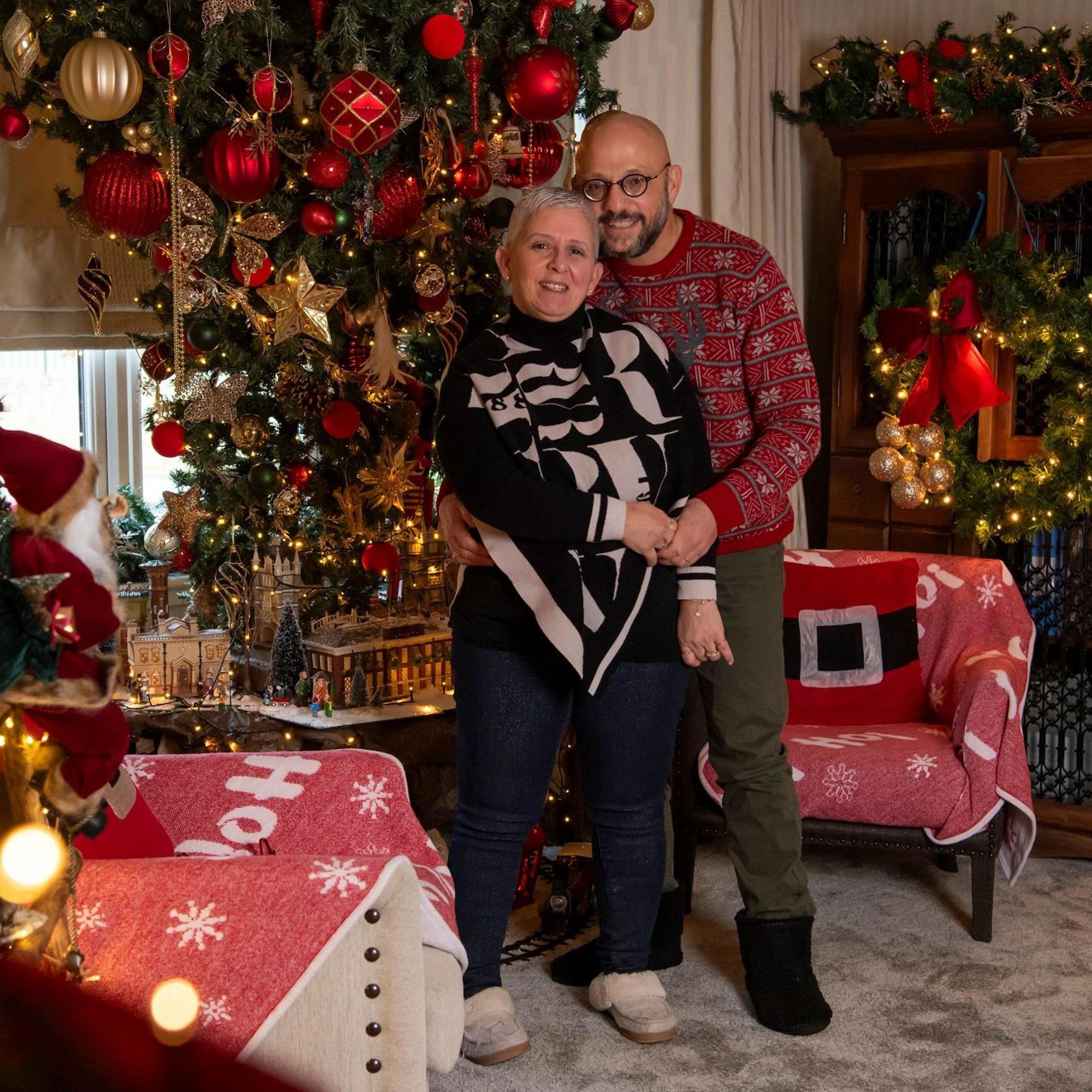  Flo and Paul in their living room