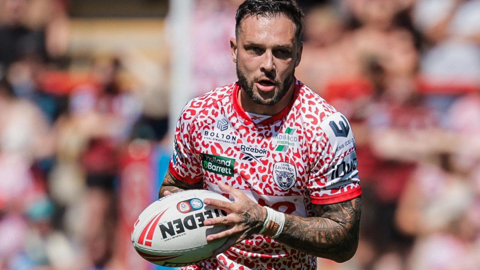 Gareth O'Brien in action for Leigh Leopards