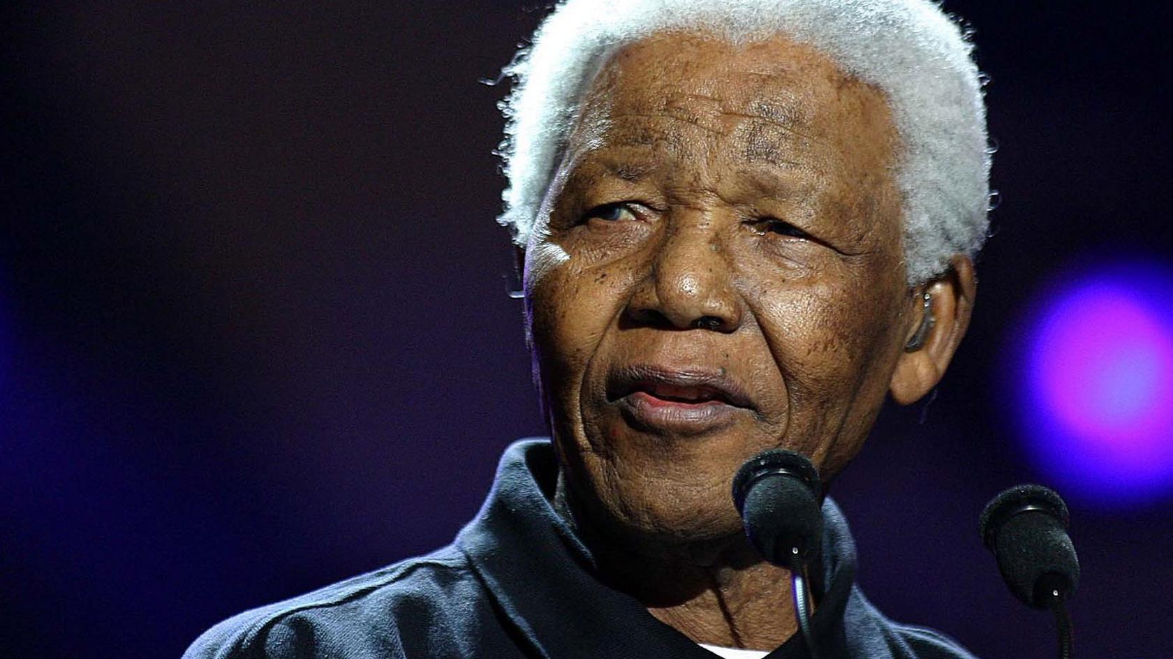 Nelson Mandela at Live8 in 2005