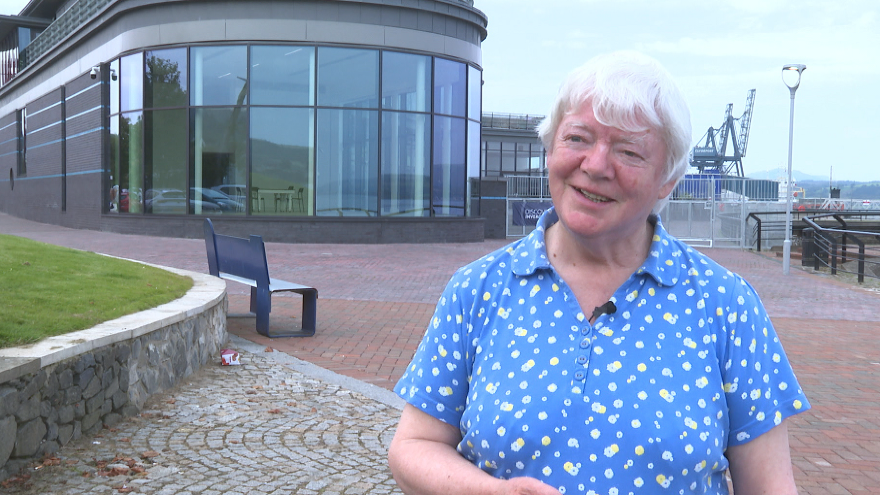 Frances Dunlop an Grianaig