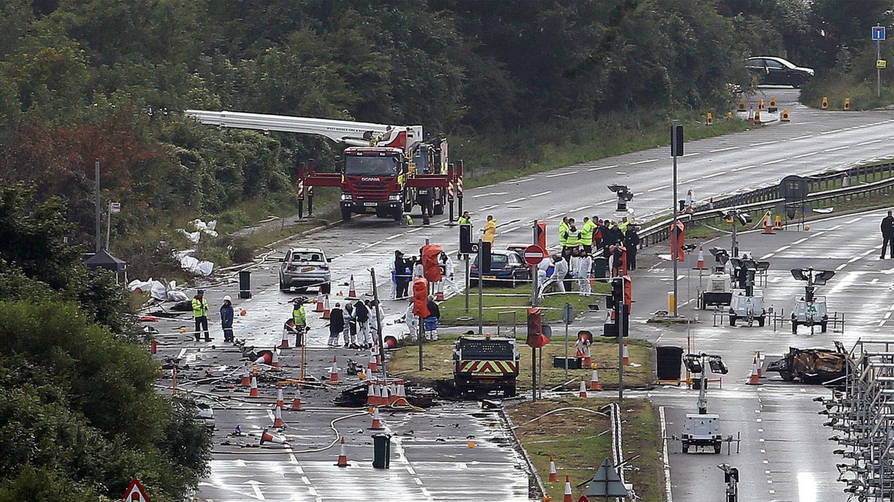 Emergency services at the crash site