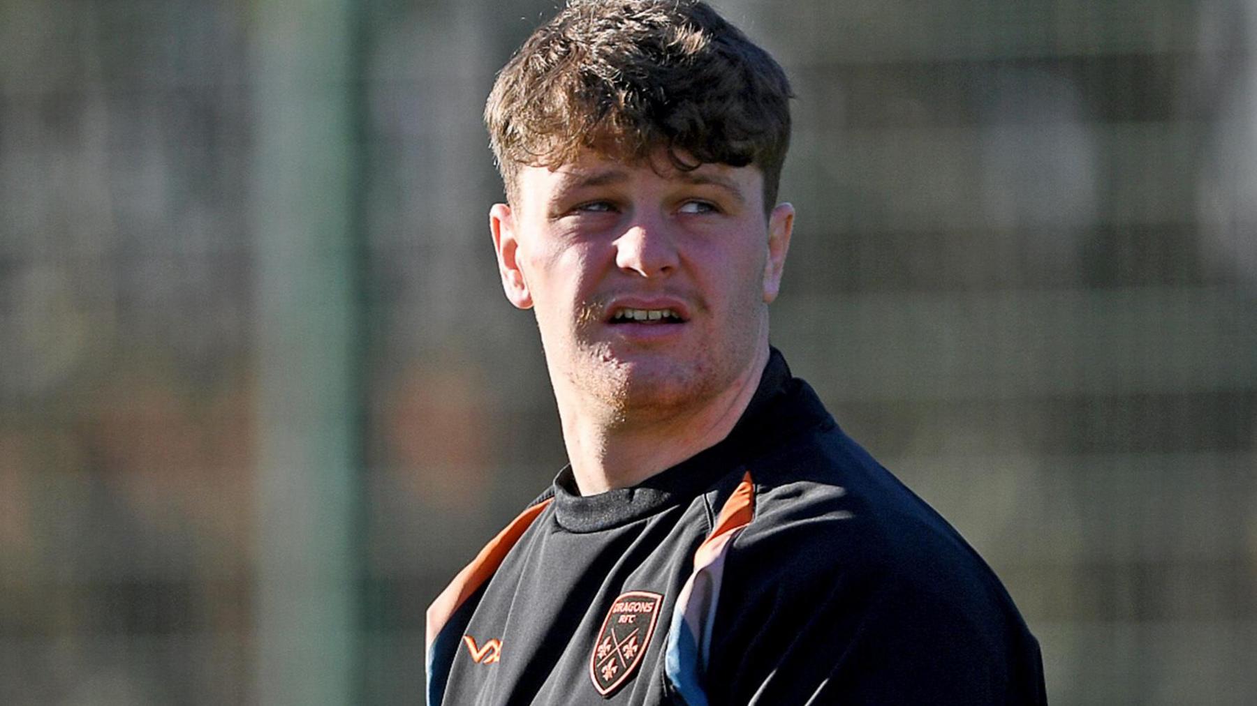 Dragons hooker Will Austin in training