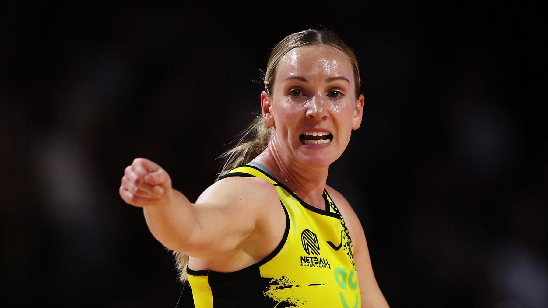 Natalie Metcalf in action for Manchester Thunder in the 2026 Netball Super League Grand Final
