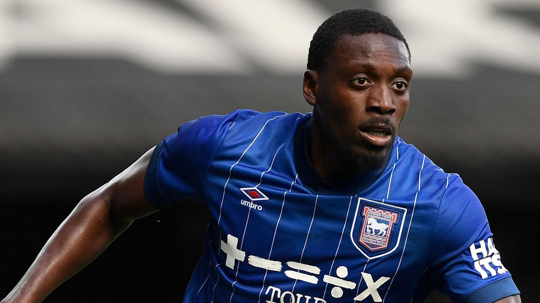 Freddie Ladapo in action for Ipswich