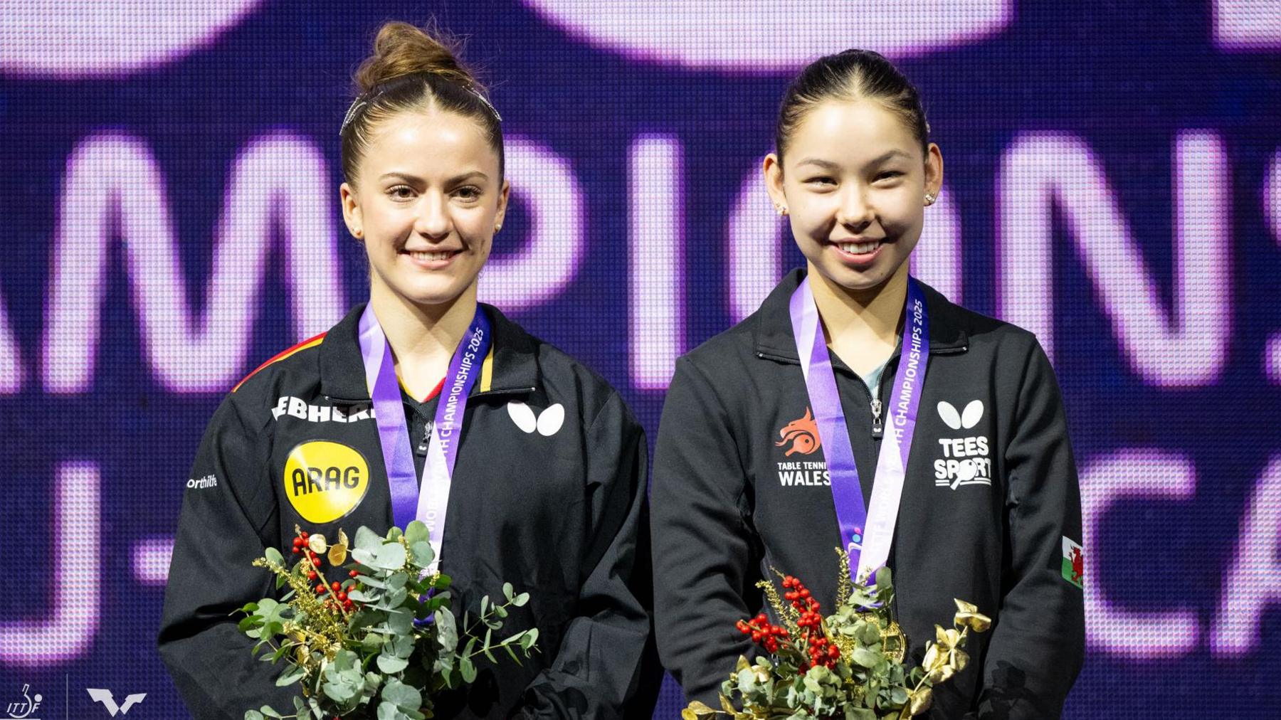 Anna Hursey (right) and Mia Griesel on the podium