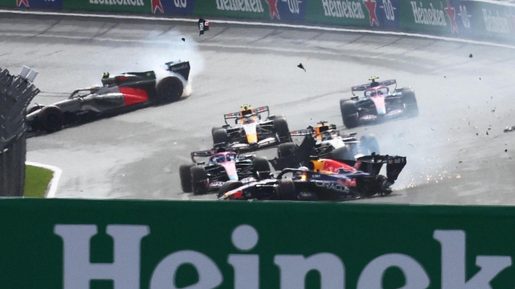Max Verstappen crashes at Zandvoort
