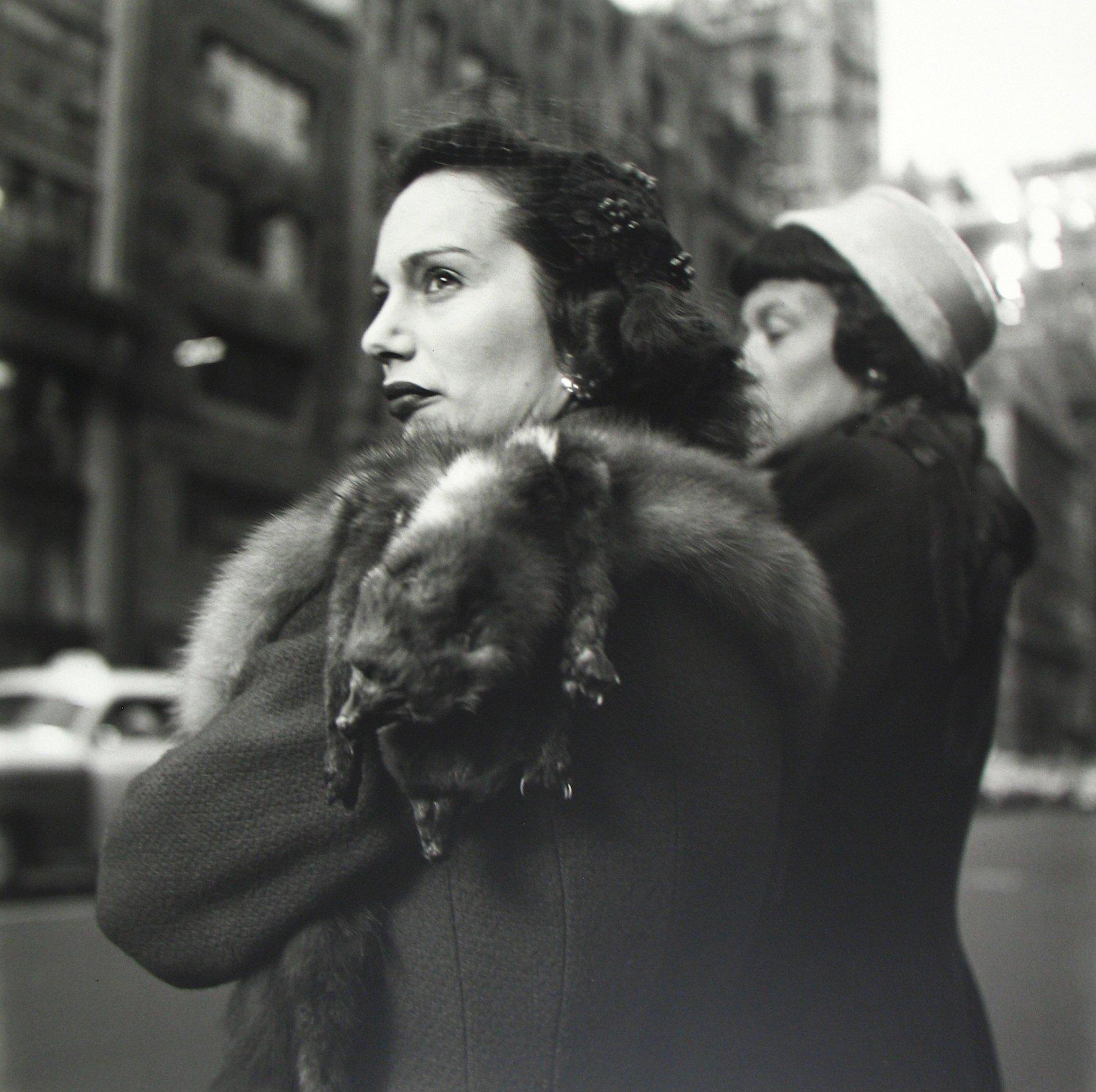 Two women in New York on 2 December 1954