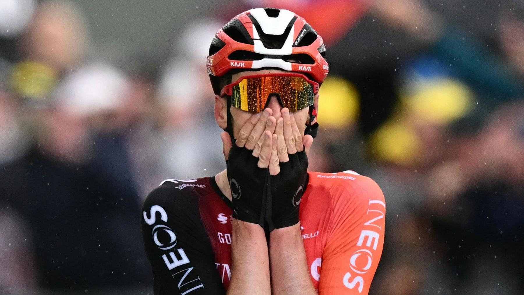Thymen Arensman celebrates winning stage 19