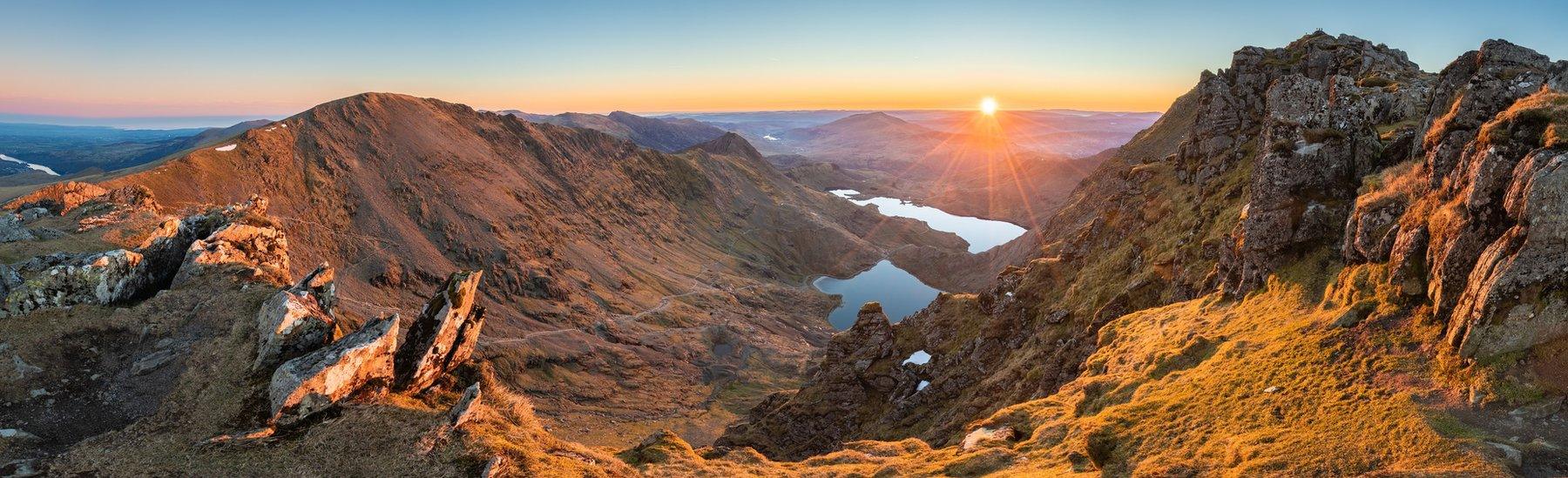 Snowdon Horseshoe Sunrise