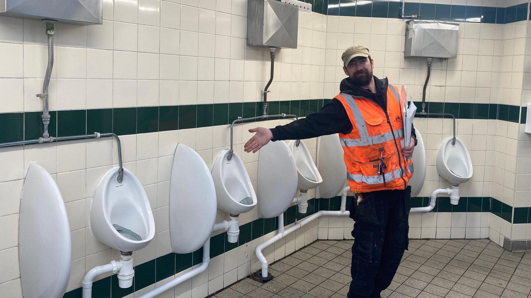 Brighton Pavilion Garden toilets 