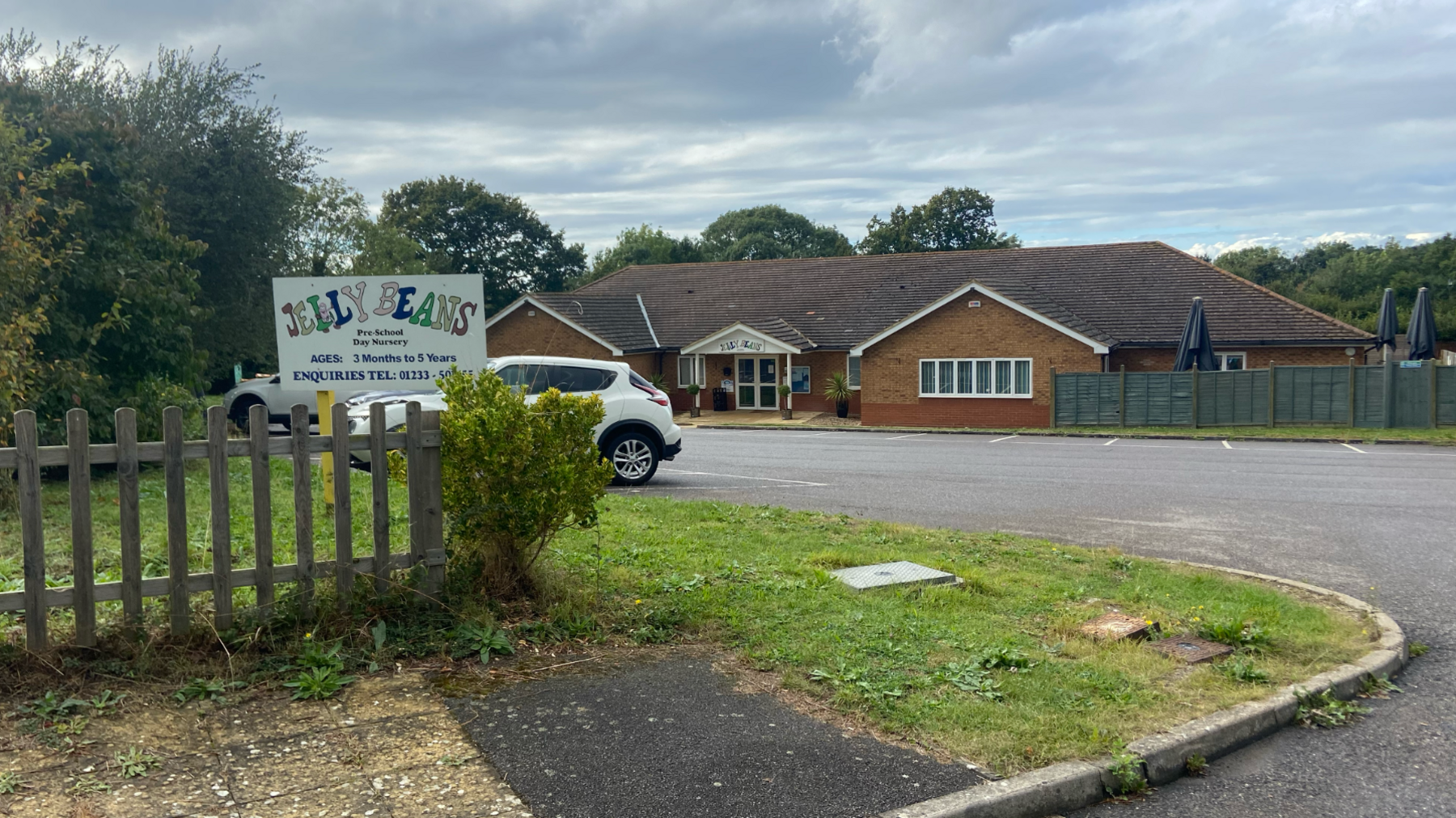 Jelly Beans Day Nursery with a car in the car park