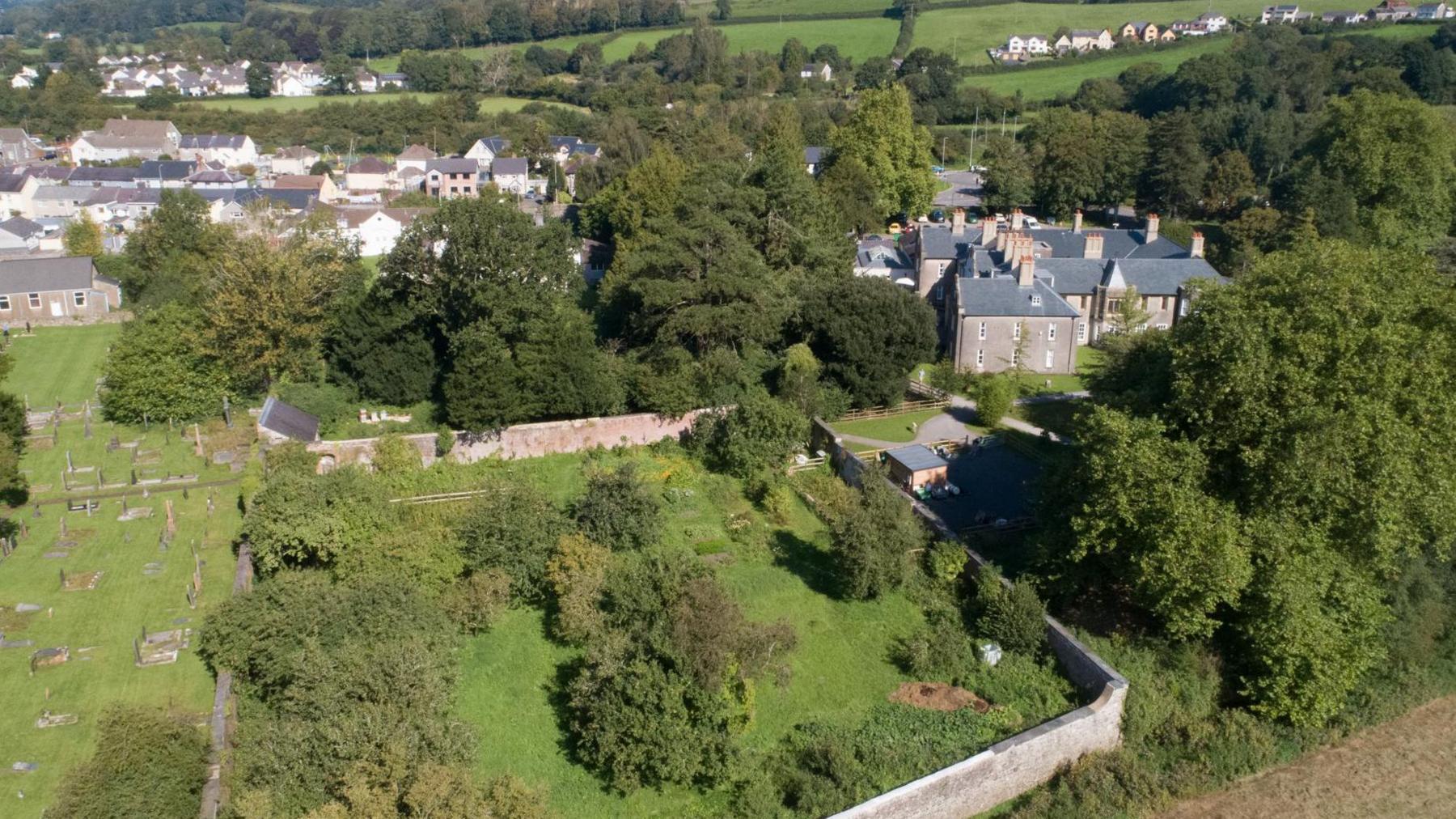gardd Abergwili