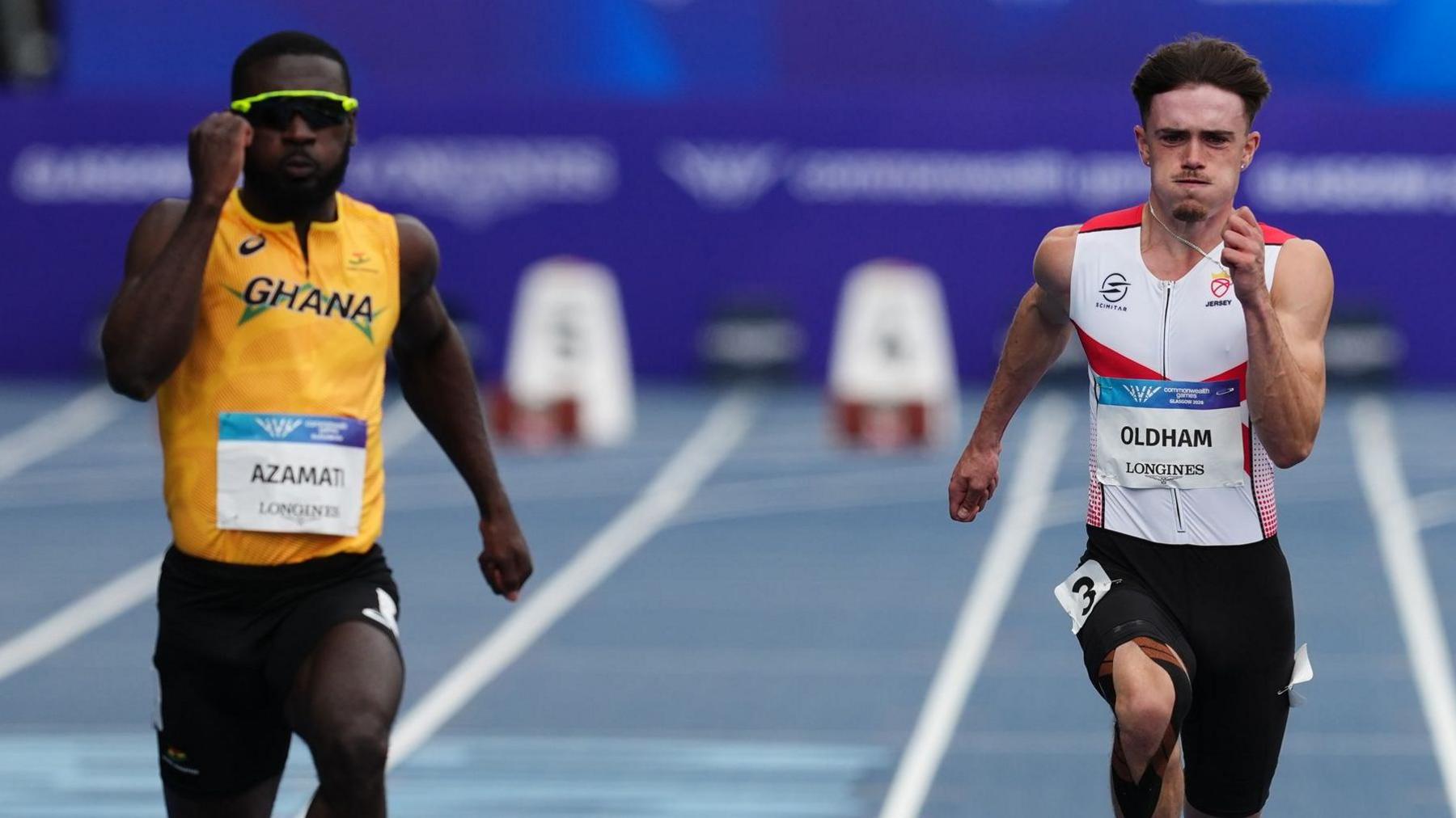 Olympic semi-finalist Benjamin Azamati beats Jamie Oldham in the heats at Glasgow 2026