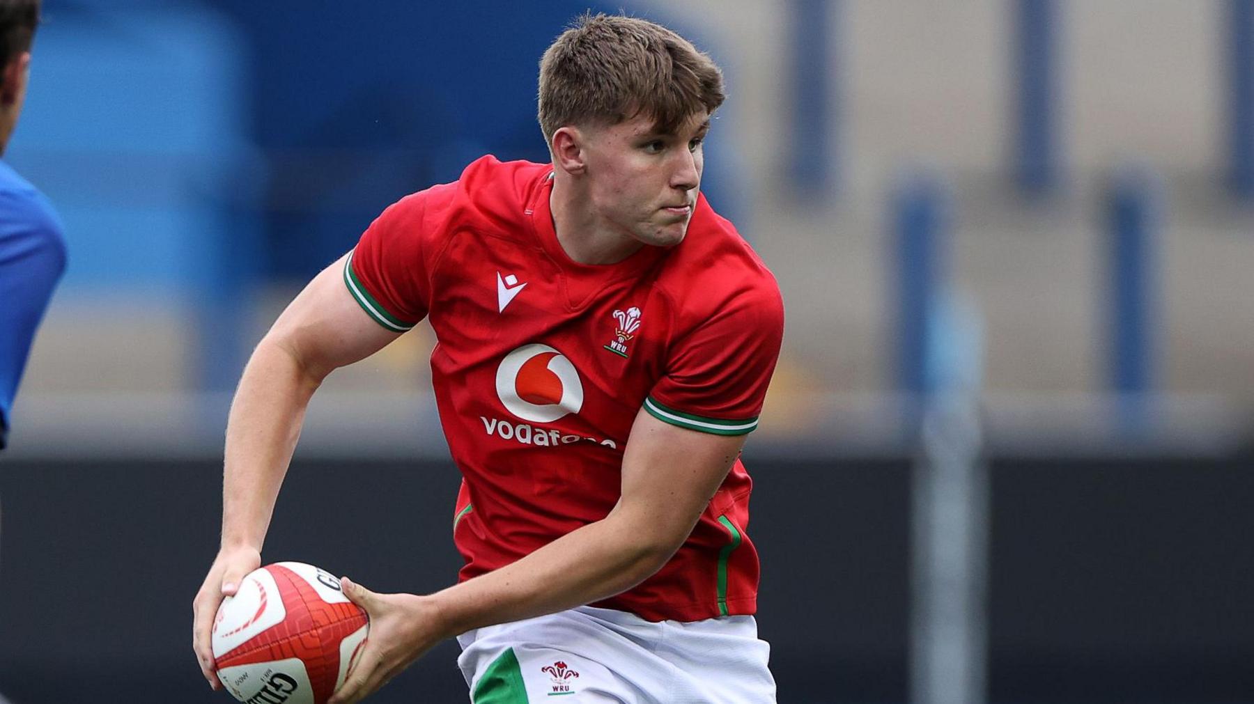 Steffan Emanuel in action against Italy Under-20s