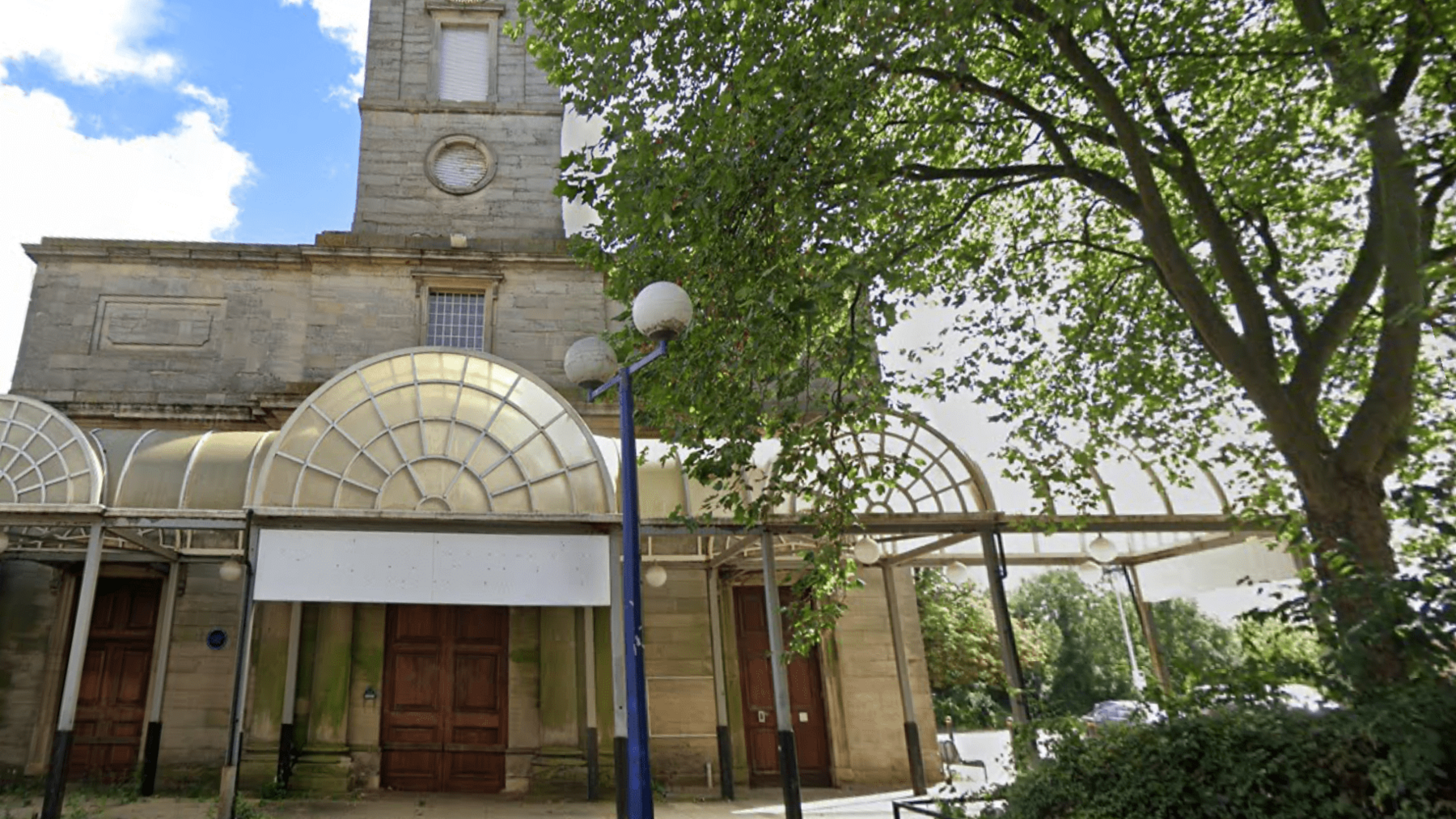 The current view of the derelict Sainsbury's building