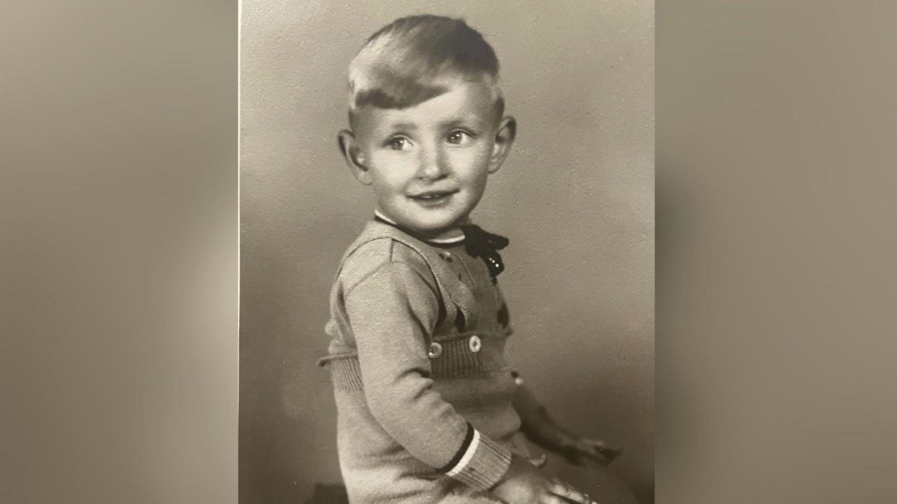 A picture of Peter Herke aged 2 in 1942.