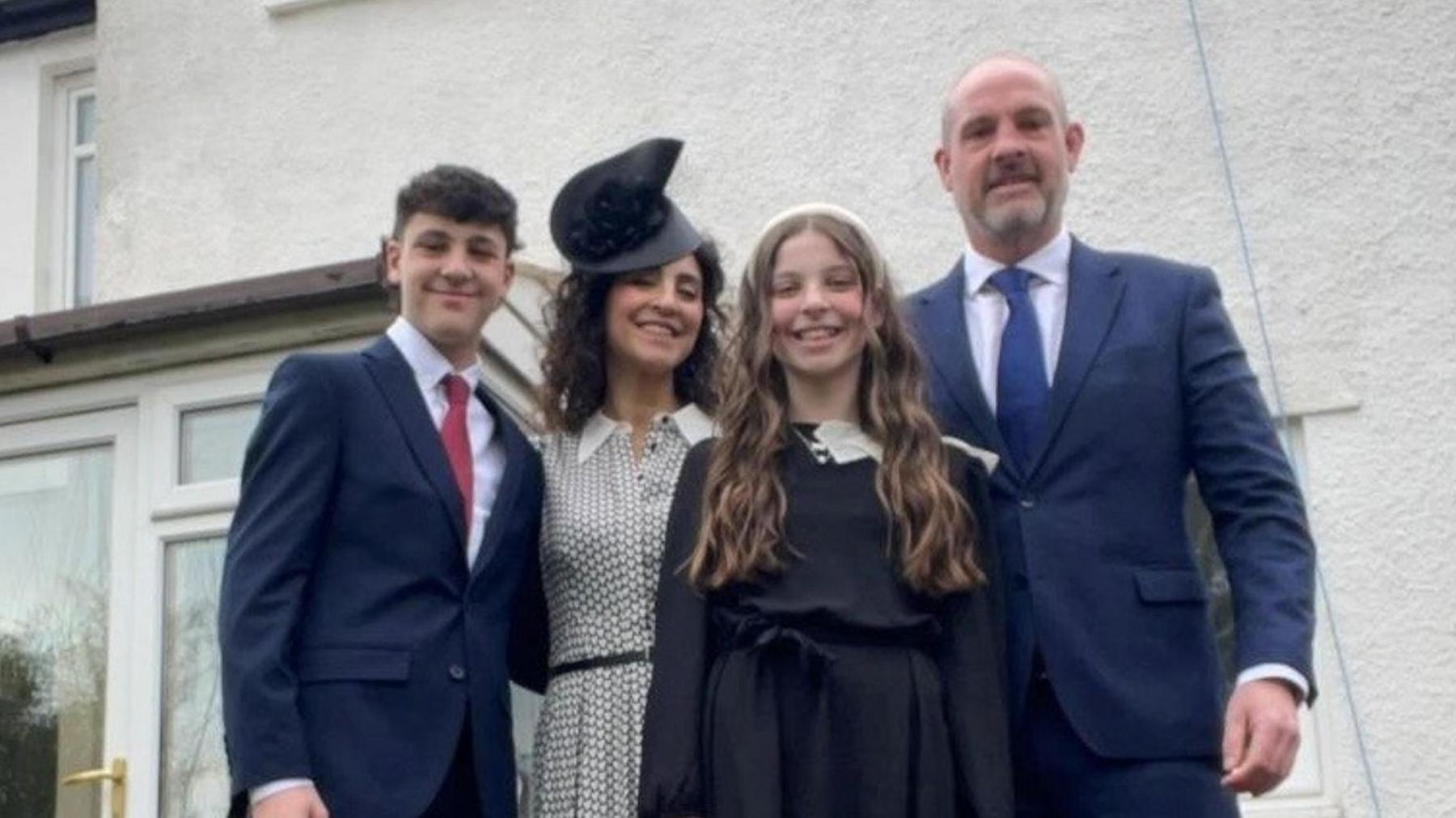 Hari, Zoë, Beti a Siôn