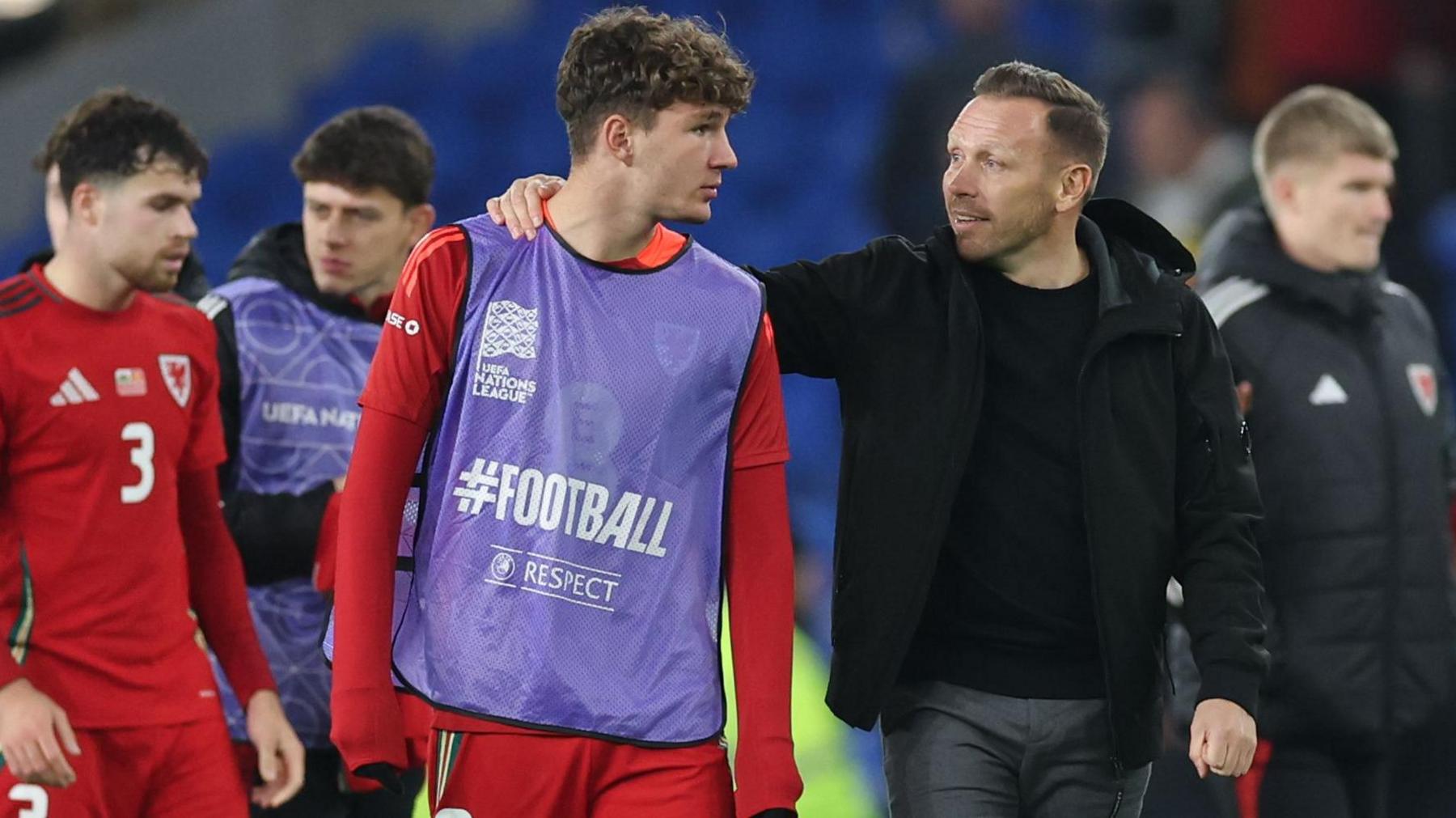 Craig Bellamy a Lewis Koumas
