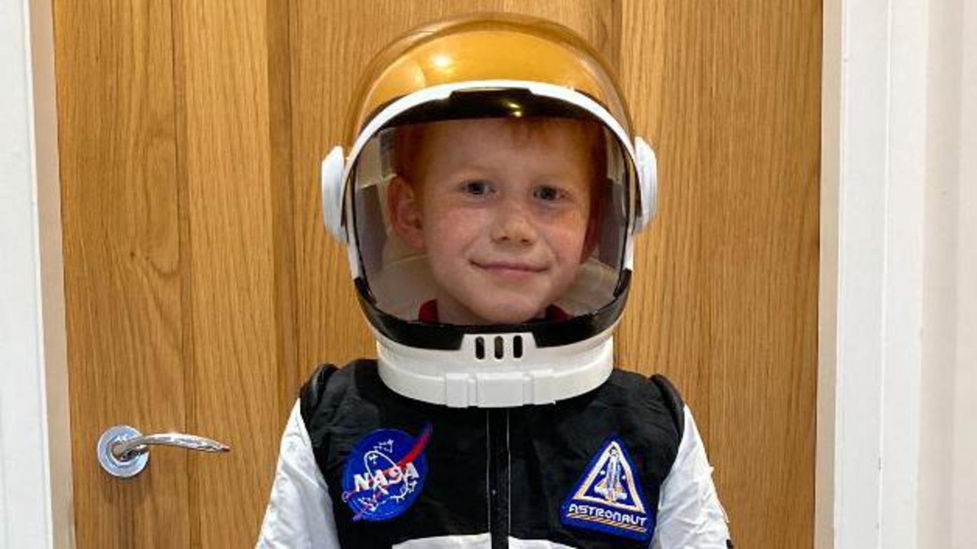 Astronomy superfan, 11, shares tips for watching solar eclipse
