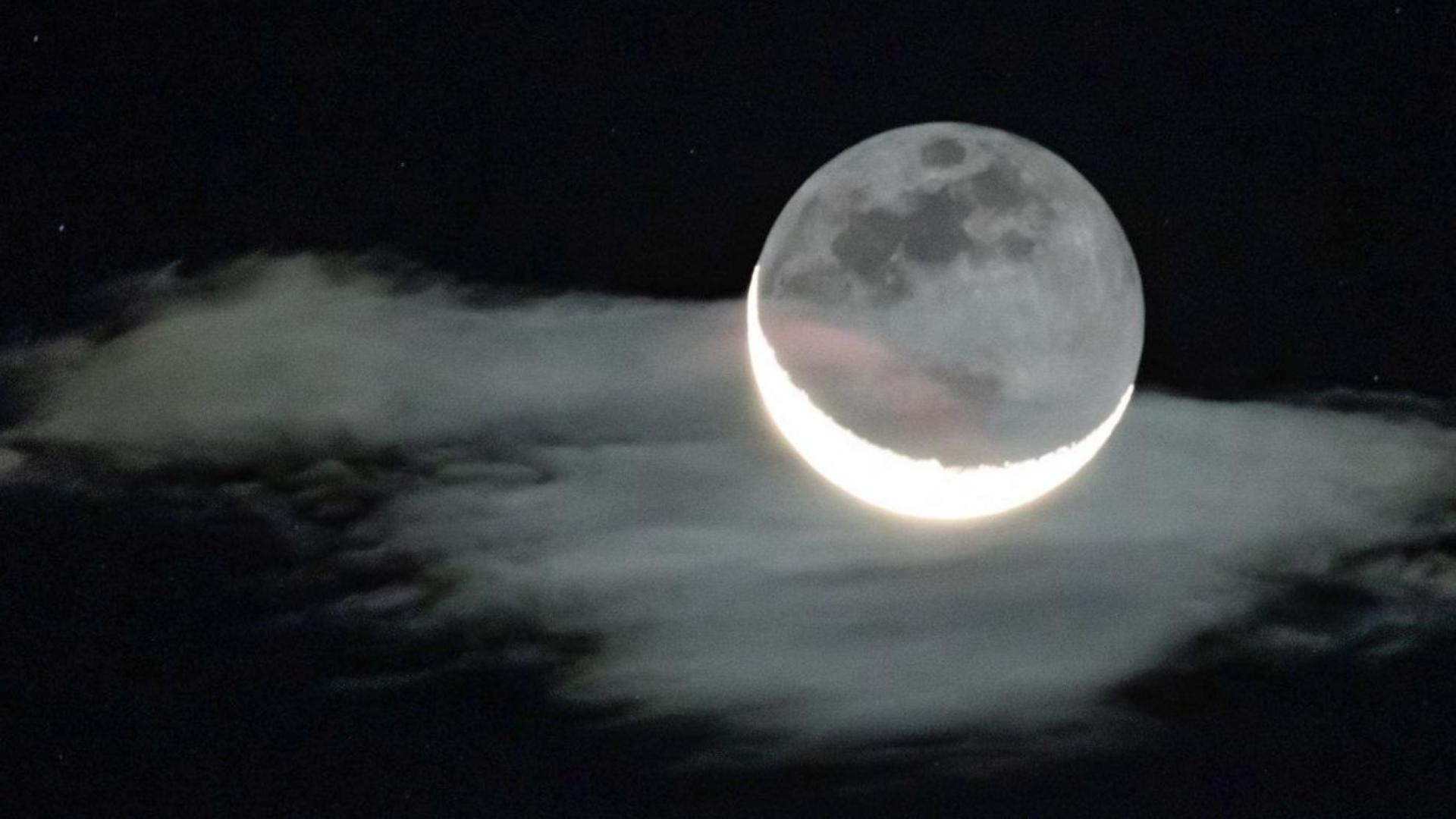 Have you ever heard of Earthshine?