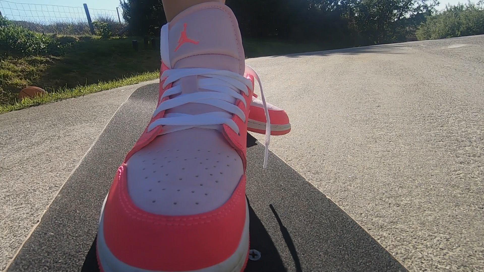 Skateboard