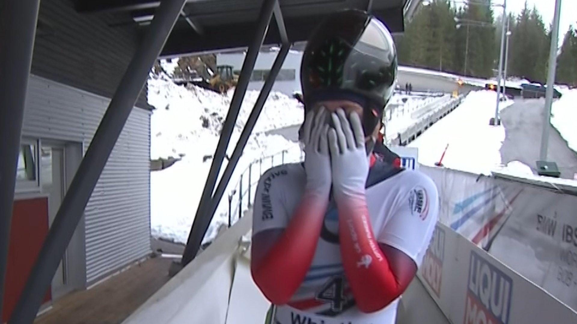 Lizzy Yarnold looks dejected