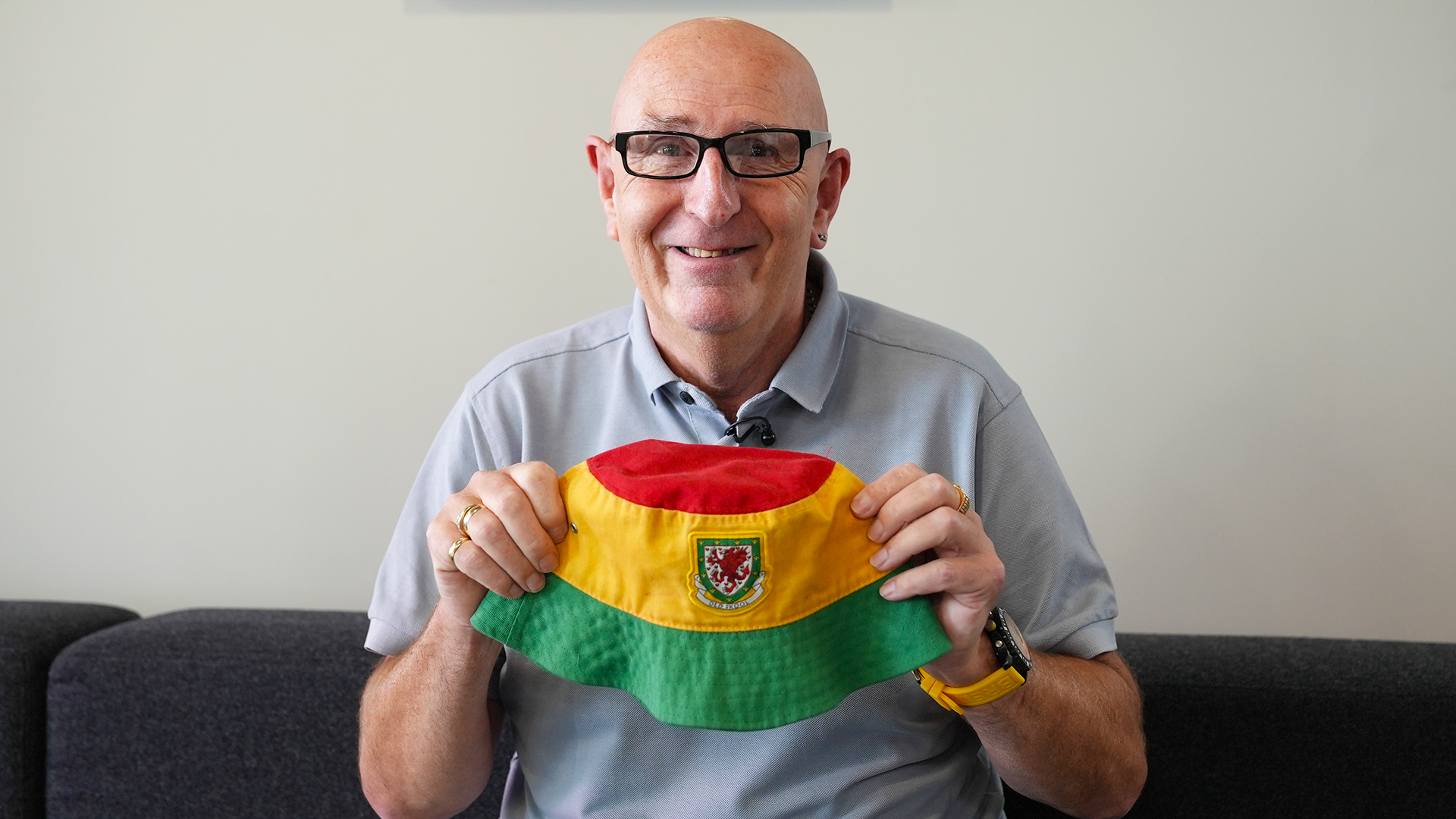 Andy Simonds with the bucket hat that he'd placed on his dashboard - a deliberate nod to his Welshness